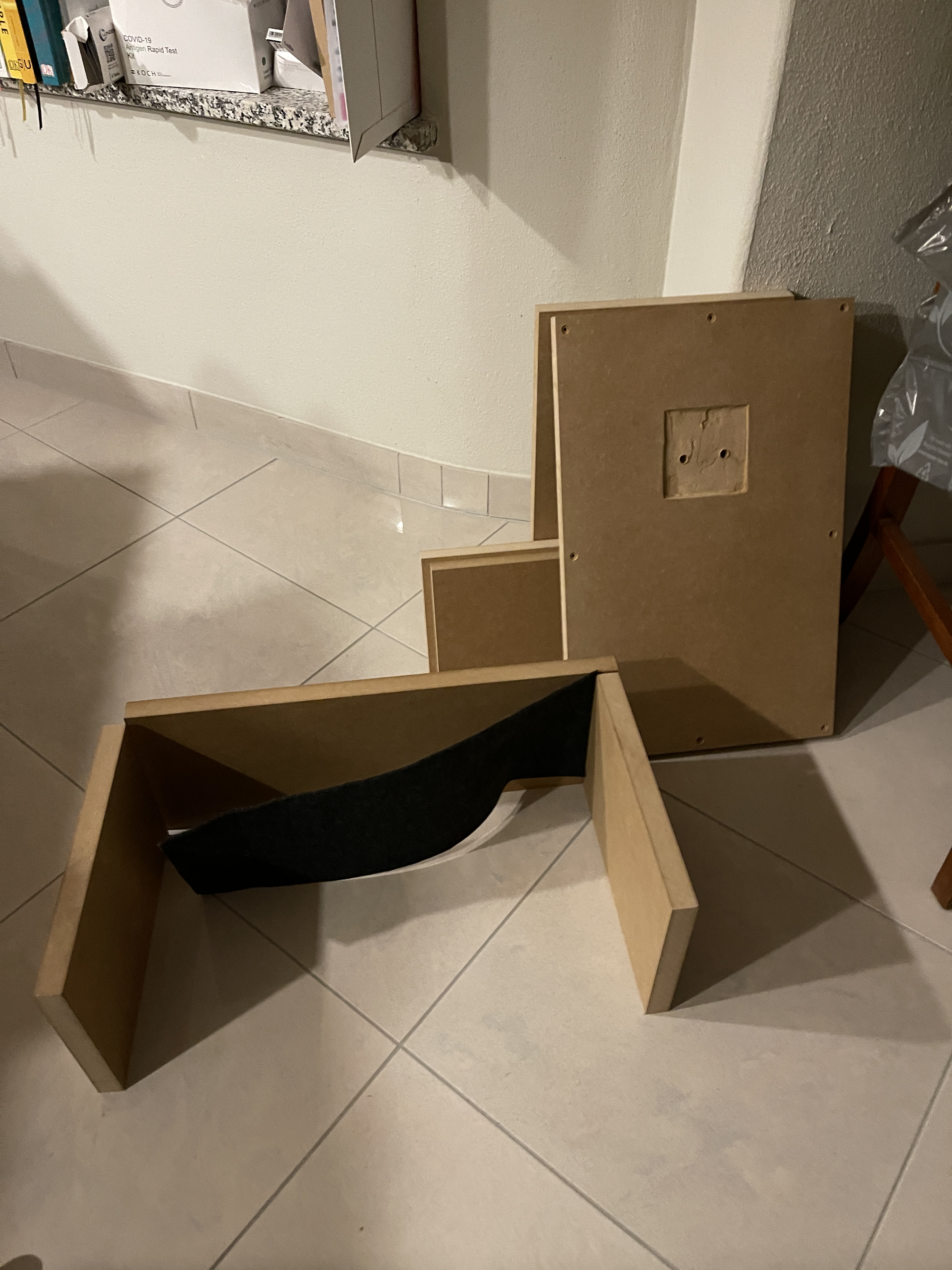 Le Petit Teil 1: Lautsprecherbau, Aufnahme 5